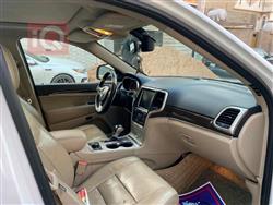 جیپ گراند شیرۆکی